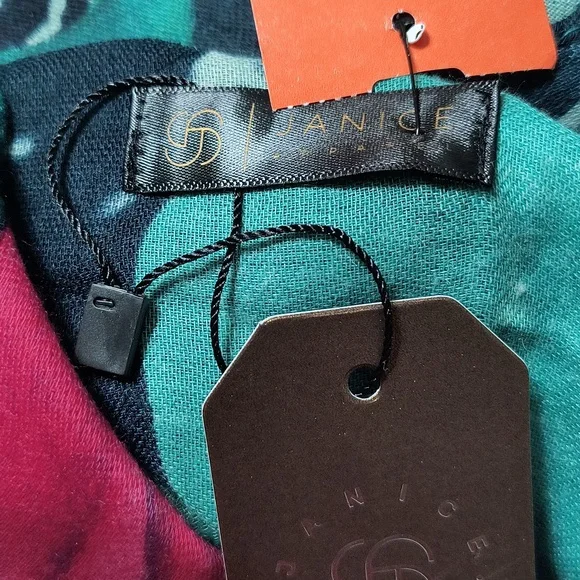 Bundle of two kimonos - Picture 4 of 4